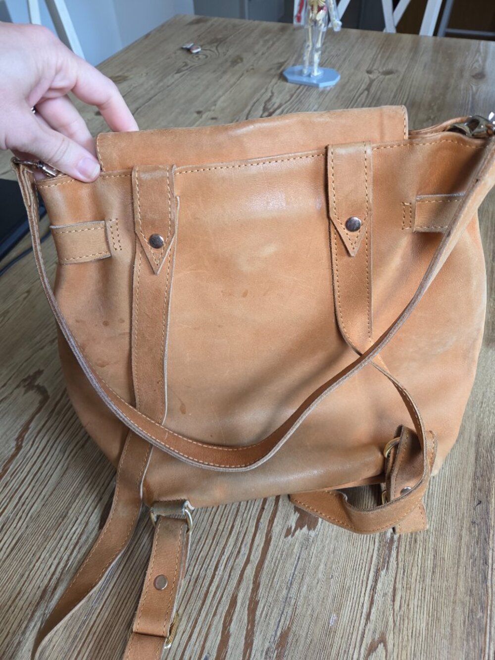 Noonday Backpack - Picture 3 of 4